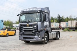 《客户满意是我们的宗旨，中国重汽亲人服务纪实！》