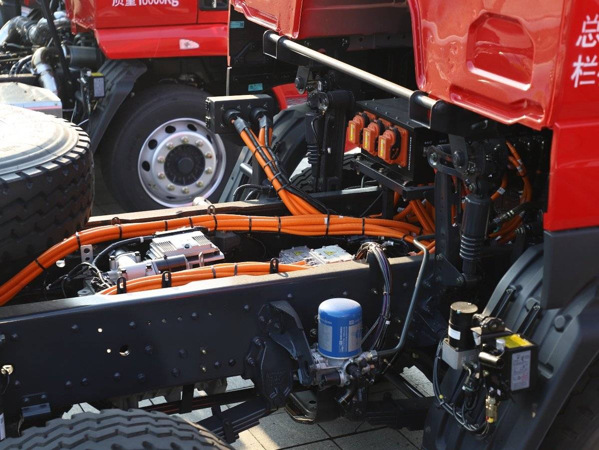 乘龙H7纯电自卸重塑工程运营效率新格局