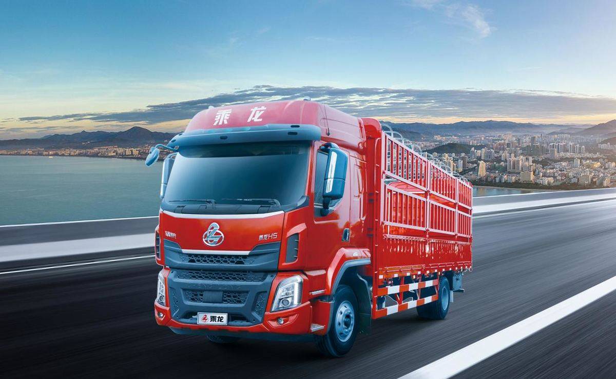 乘龙H5绿通房车重构绿通运输新标杆
