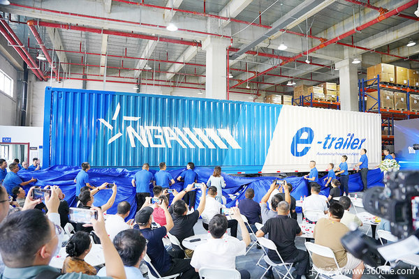 NGA新一代电动挂车亮相 主挂解耦运行 瞄准千亿级零碳货运市场！