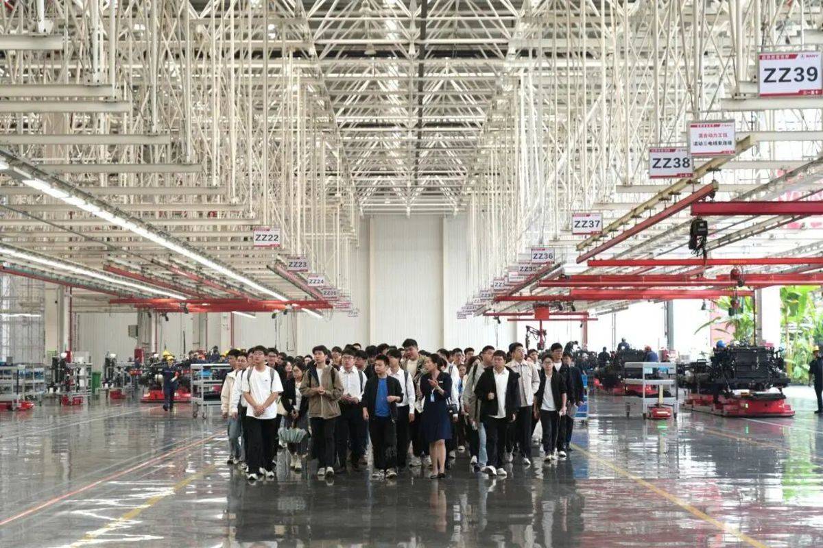 ��ʱ��ͬƵ������һͬ��&nbsp;|&nbsp;��һ�ؿ�2026���Уר����Ƹ�����׽���ҵOpen&nbsp;DayԲ���չ٣�