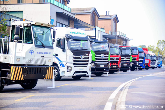 国资“组合拳”出手 30亿资本能否救活“红岩”？