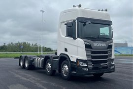 8×4载货底盘首次国产 斯堪尼亚再放狠招