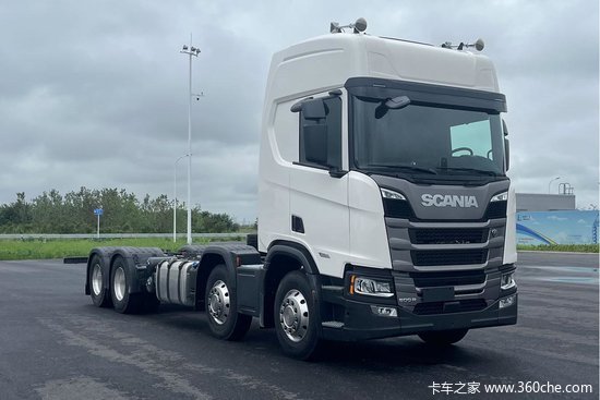 8×4载货底盘首次国产 斯堪尼亚再放狠招