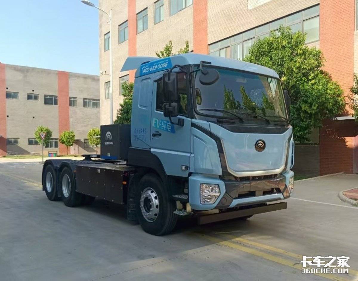 第400批公告亮点:三一883度牵引车现身 豪沃新品再增750匹燃气版