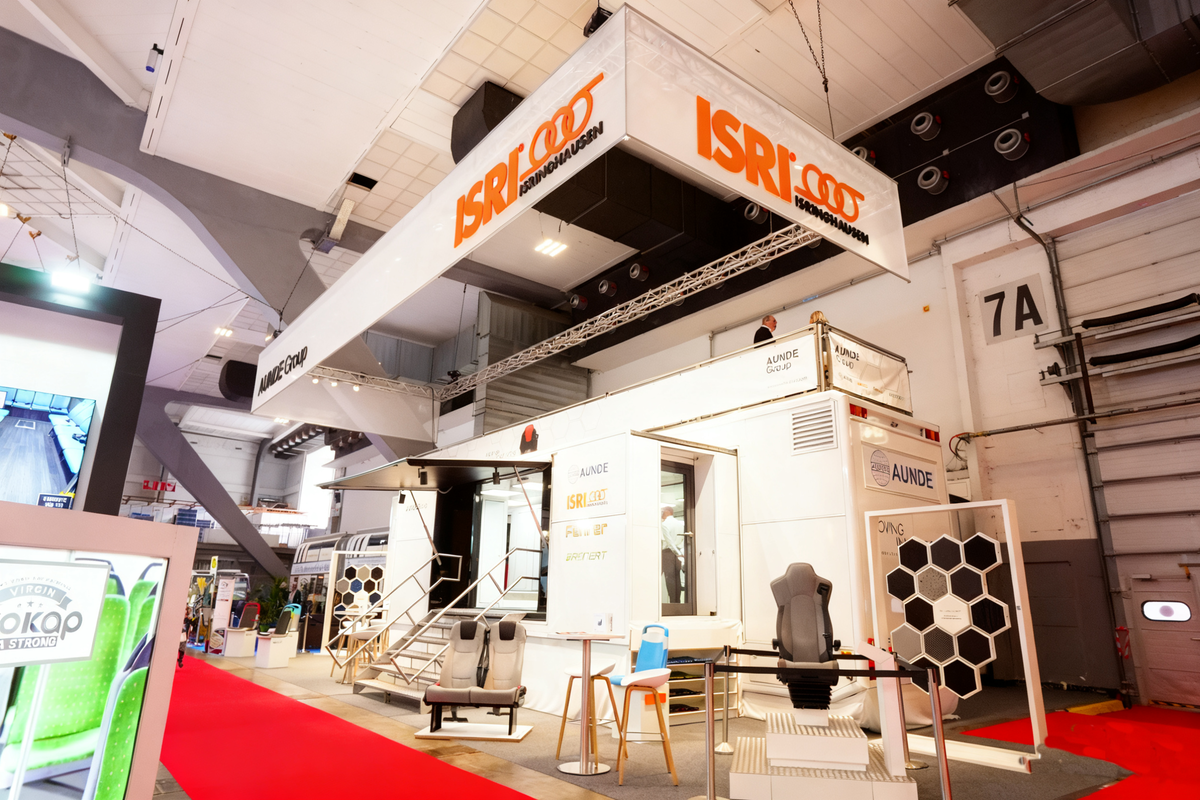 比利时车展客车标配!伊思灵助力中国客车绽放欧洲市场