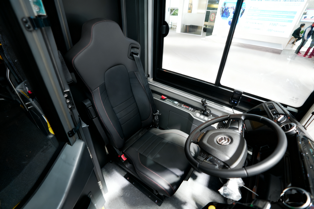 比利时车展客车标配!伊思灵助力中国客车绽放欧洲市场