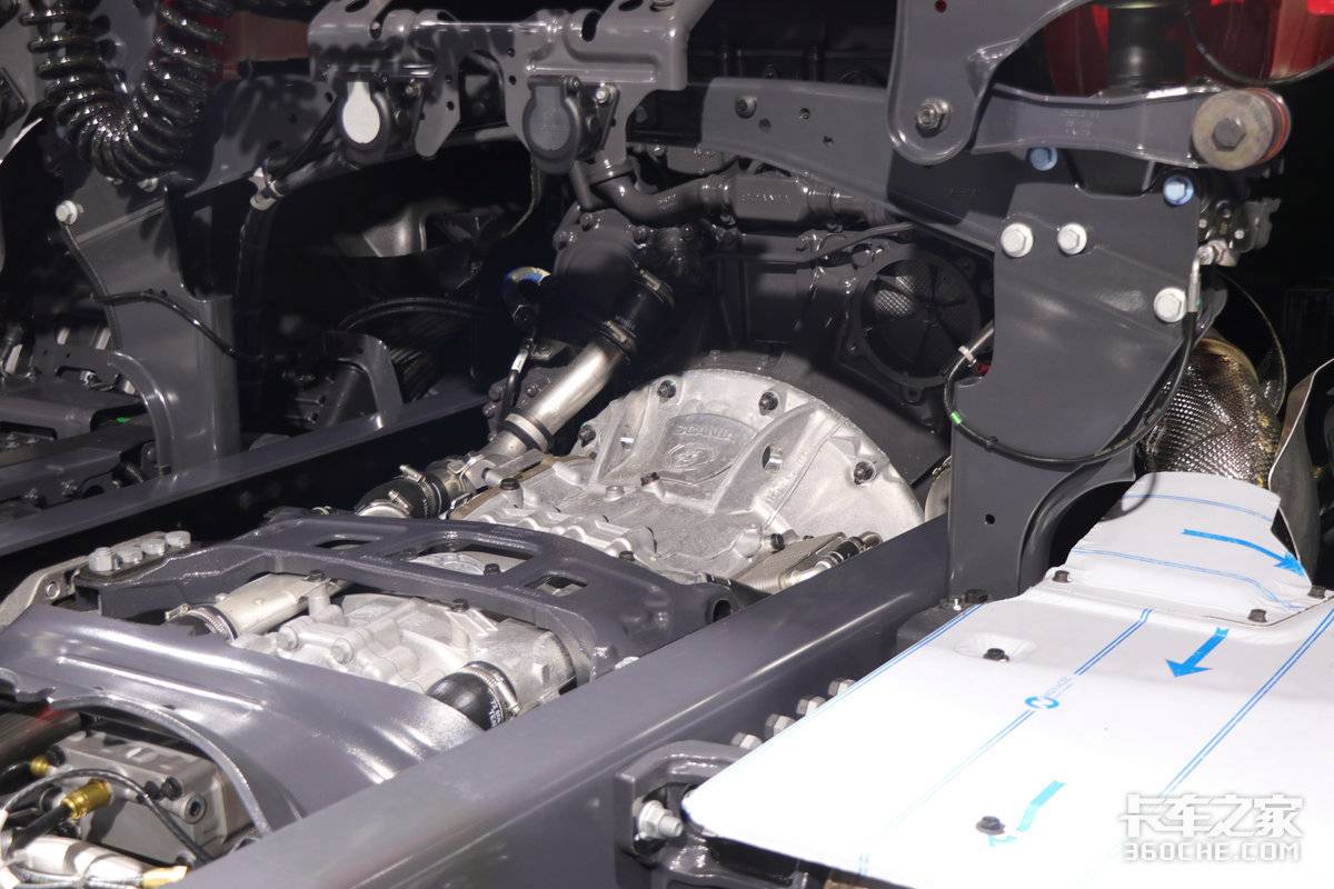 售价更便宜 配置更丰富 国产斯堪尼亚还是你的菜吗