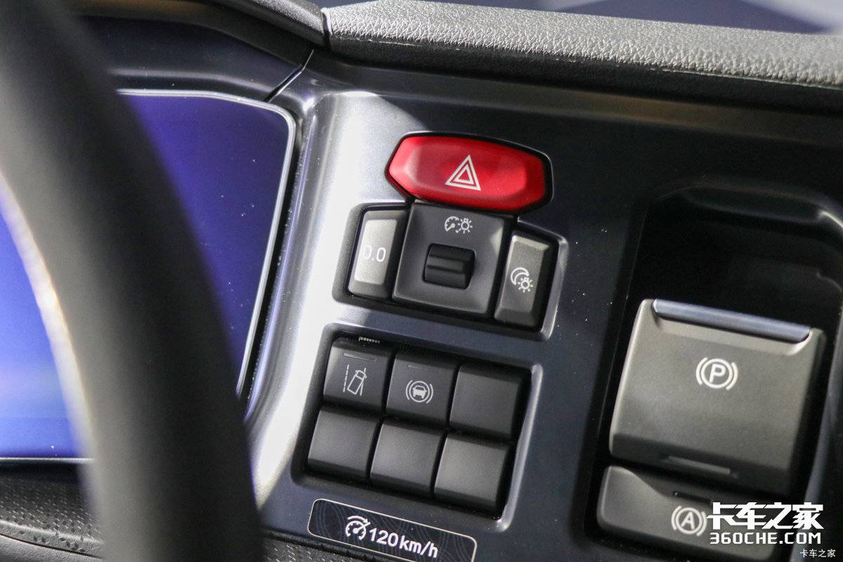 售价更便宜 配置更丰富 国产斯堪尼亚还是你的菜吗