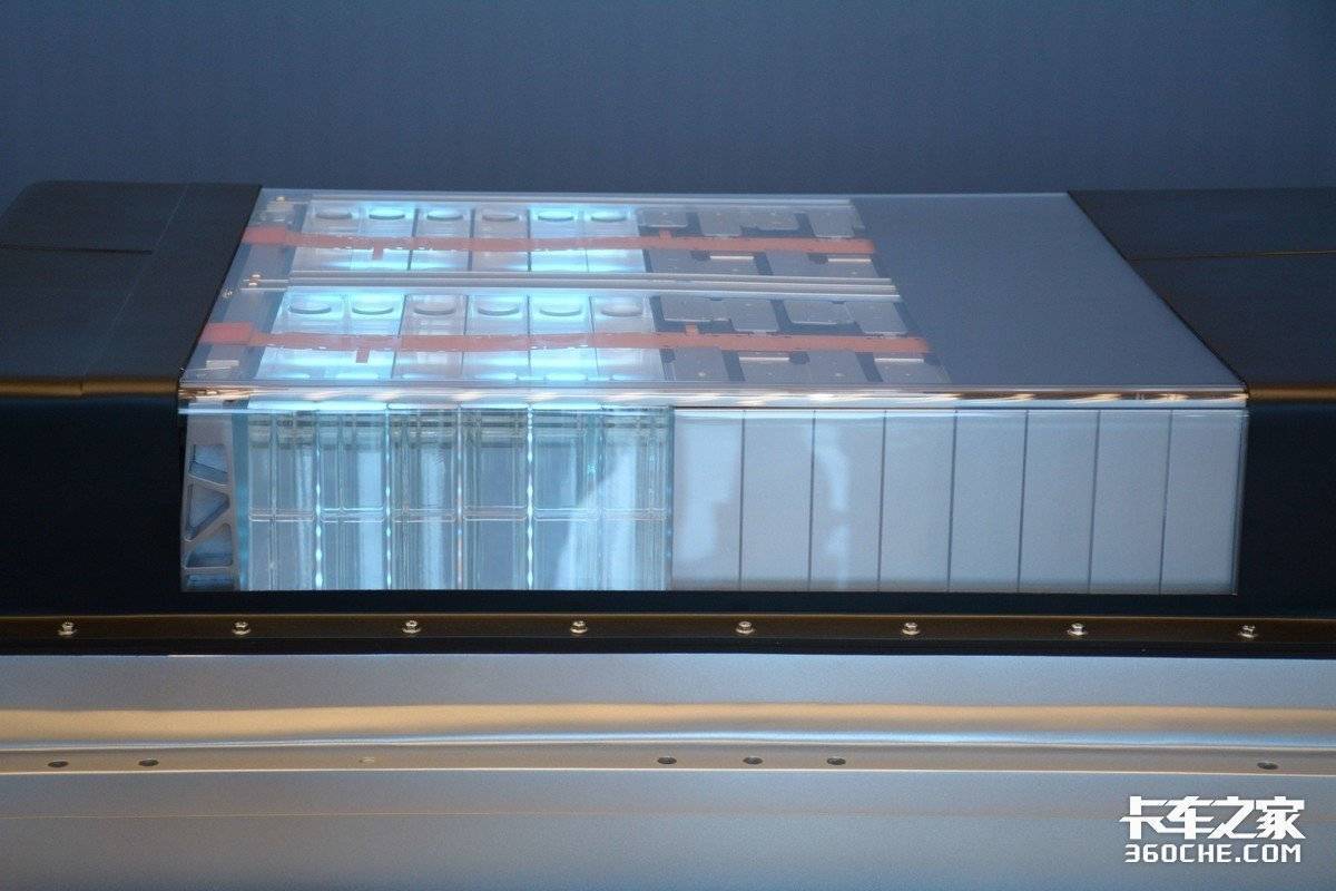 纯电货车装车量暴涨!商用车或扛起来动力电池增长大旗