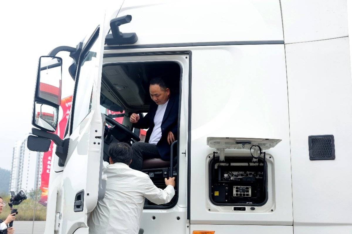 驱动价值 领航高效 东风商用车快递战略客户深度体验日在十堰圆满举行图片