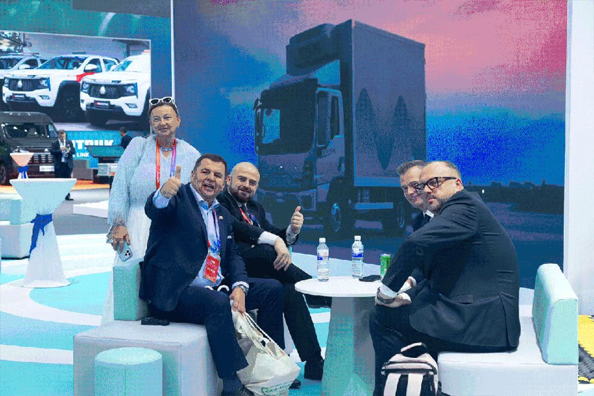 踏遍层峰辟新天 | 中国重汽集团2025年合作伙伴大会成功举办图片5