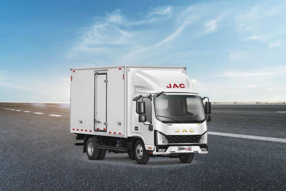 赋能中原、西南物流新发展 江淮1卡领跑L6PLUS、L9PLUS版智威动力双车上市8