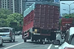 �⳵��ɶ�ˣ�ƽ�ػ��ܽ𼦶�����