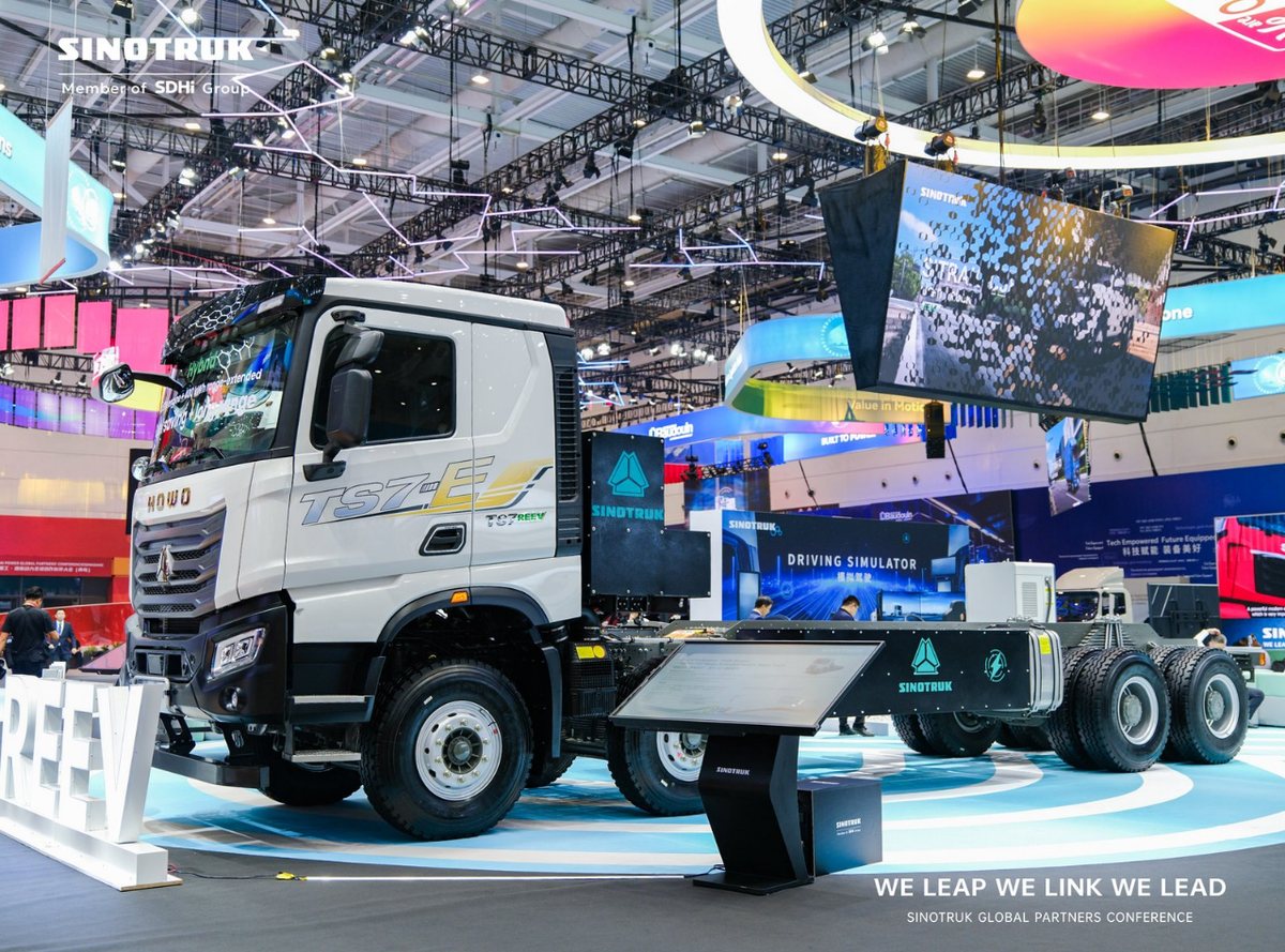 从技术驱动到场景适配------中国重汽新能源产品的全维度解决方案图片