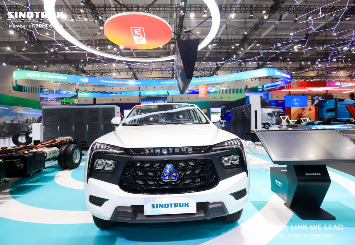 从技术驱动到场景适配------中国重汽新能源产品的全维度解决方案图片