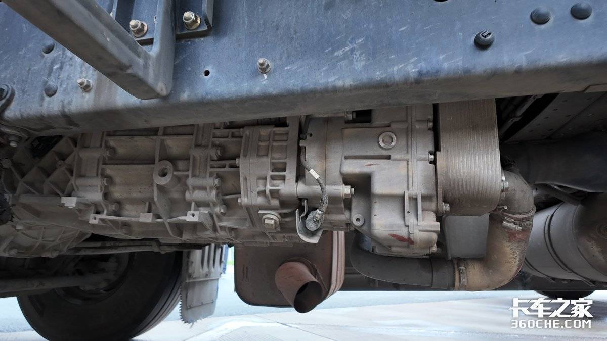 跨越5000公里 翻越秦岭驰骋丝路 乘龙万里行极限长测