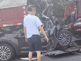 货车高速追尾致3死案再审开庭 死者家属:至今未道歉