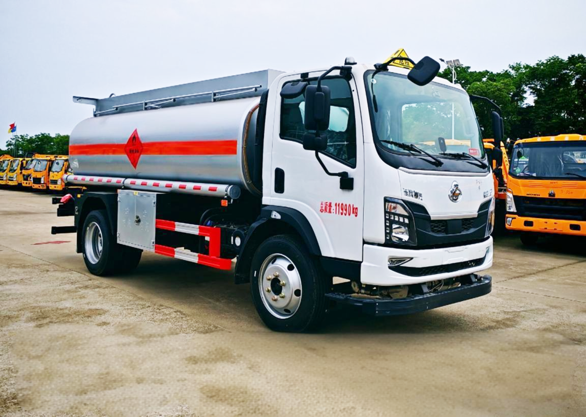 大马力强承载 欧标油罐,乘龙L2 10.2方加油车助您危运稳稳赚图片5