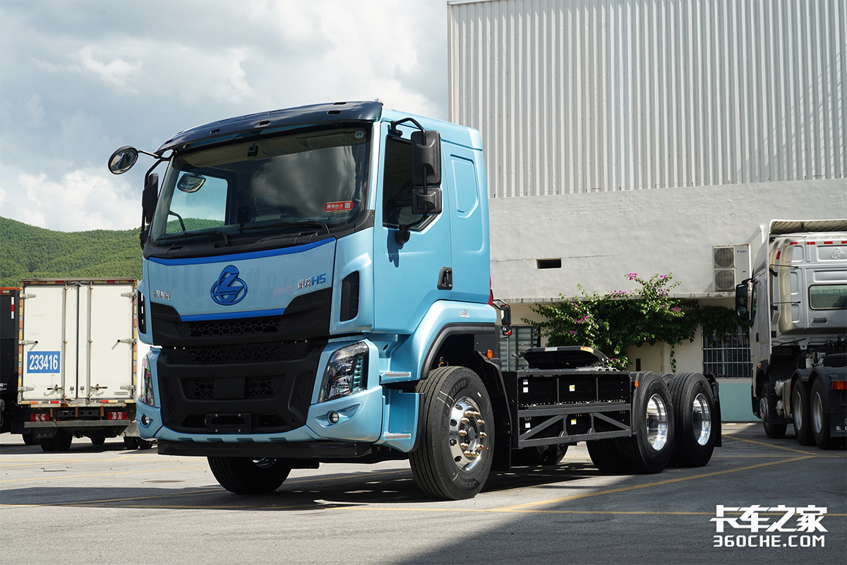 新能源重卡双十一狂欢来袭!宁德时代送福利 多买多省,卡友别错过!