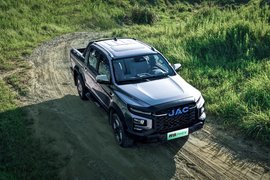 江淮悍途PHEV助力秋收:千扭动力皮卡成为田间"多面手"