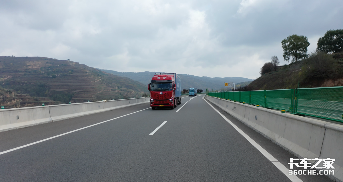 ����29.3kg&nbsp;����HKȼ��ǣ��������ʵ��