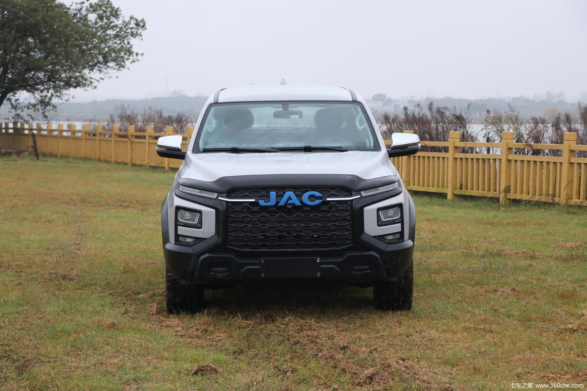 百公里油耗1.6升 江淮悍途PHEV太顶了