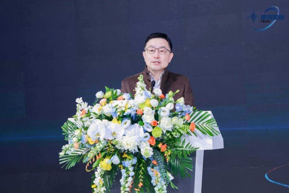 唯有星链 I 中集车辆携多款明星产品亮相2025中国国际商用车展（CCVS）图片3