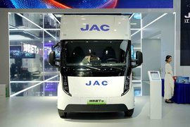 极具变革精神的轻卡:江淮1卡坤鹏ET9武汉车展全球首发上市!