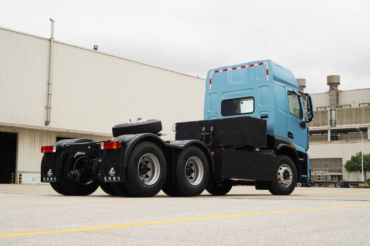 置换补贴至高14万！乘龙翼威5纯电牵引轻装开启新征程ZDF00041