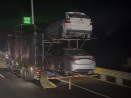 这司机有头脑 普货也能改装成轿运!