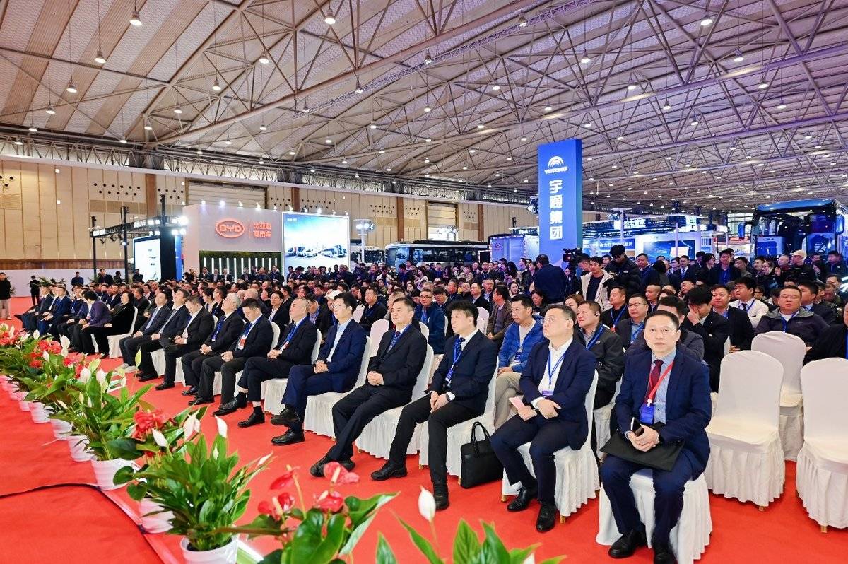 东风德纳车桥与犀重新能源汽车达成战略合作，共拓新能源重卡市场图片4