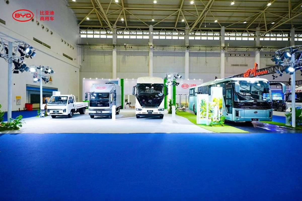 最低9.58万起!比亚迪轿卡T4上市发布 专为中国城配场景量身定制