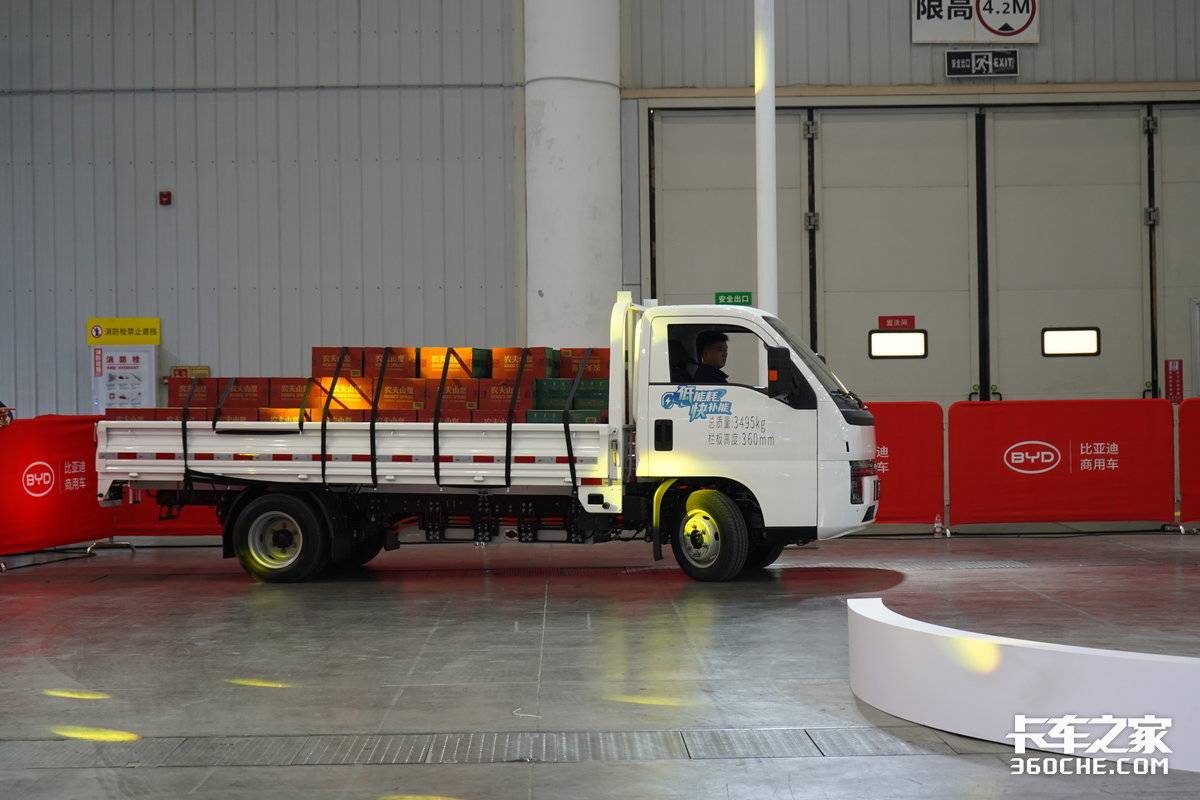 ���ǵϽο�T4����&nbsp;9.58�����¶���С��