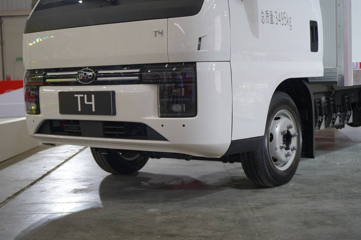 ���ǵϽο�T4����&nbsp;9.58�����¶���С��