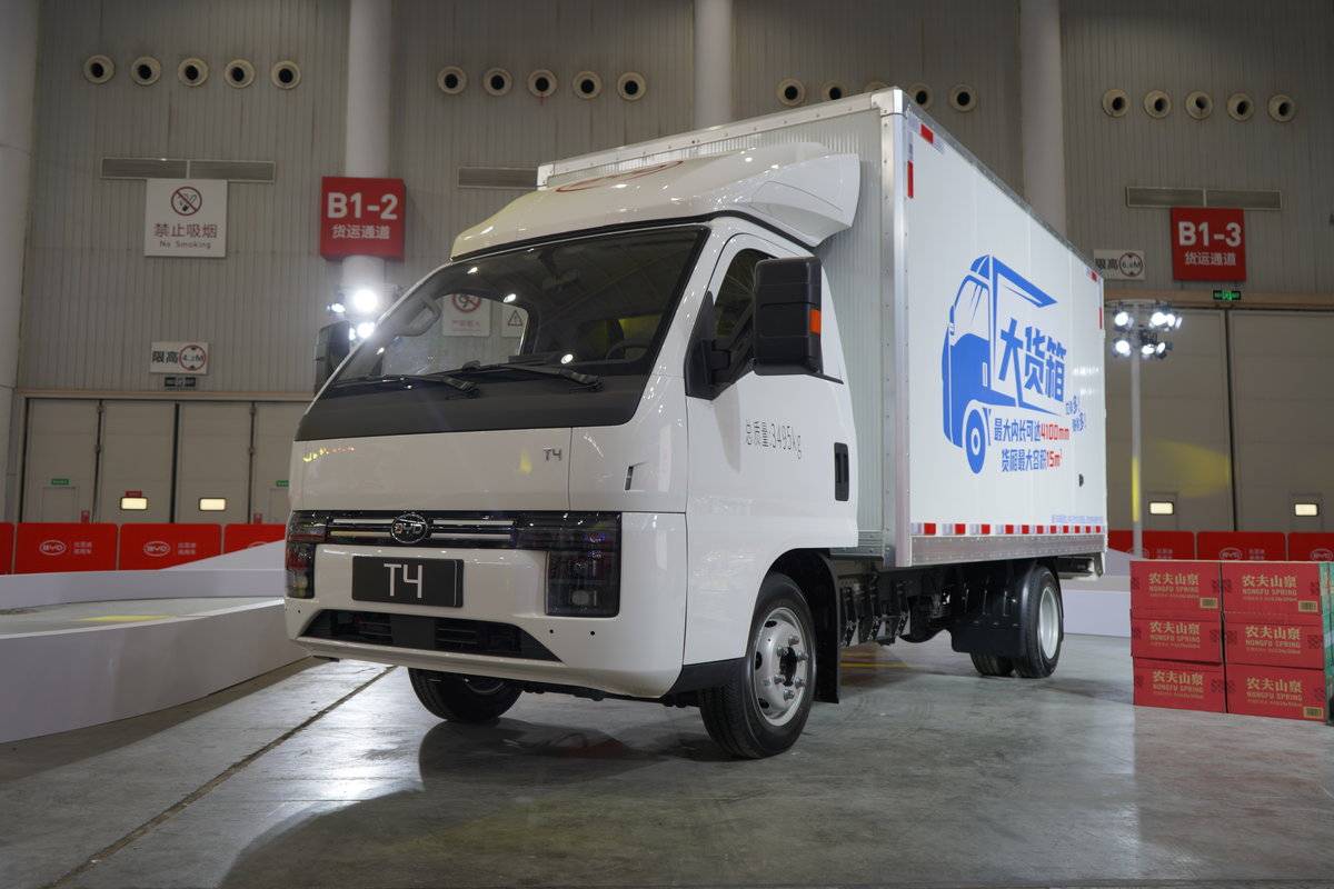 ���ǵϽο�T4����&nbsp;9.58�����¶���С��