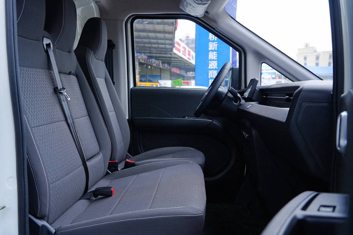 以全铝生态重塑行业价值 魏桥新能源商用车V80正式发布!