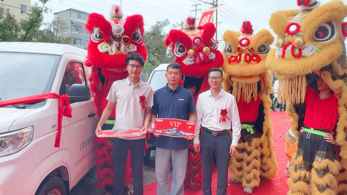 一路阳光，最美是你！