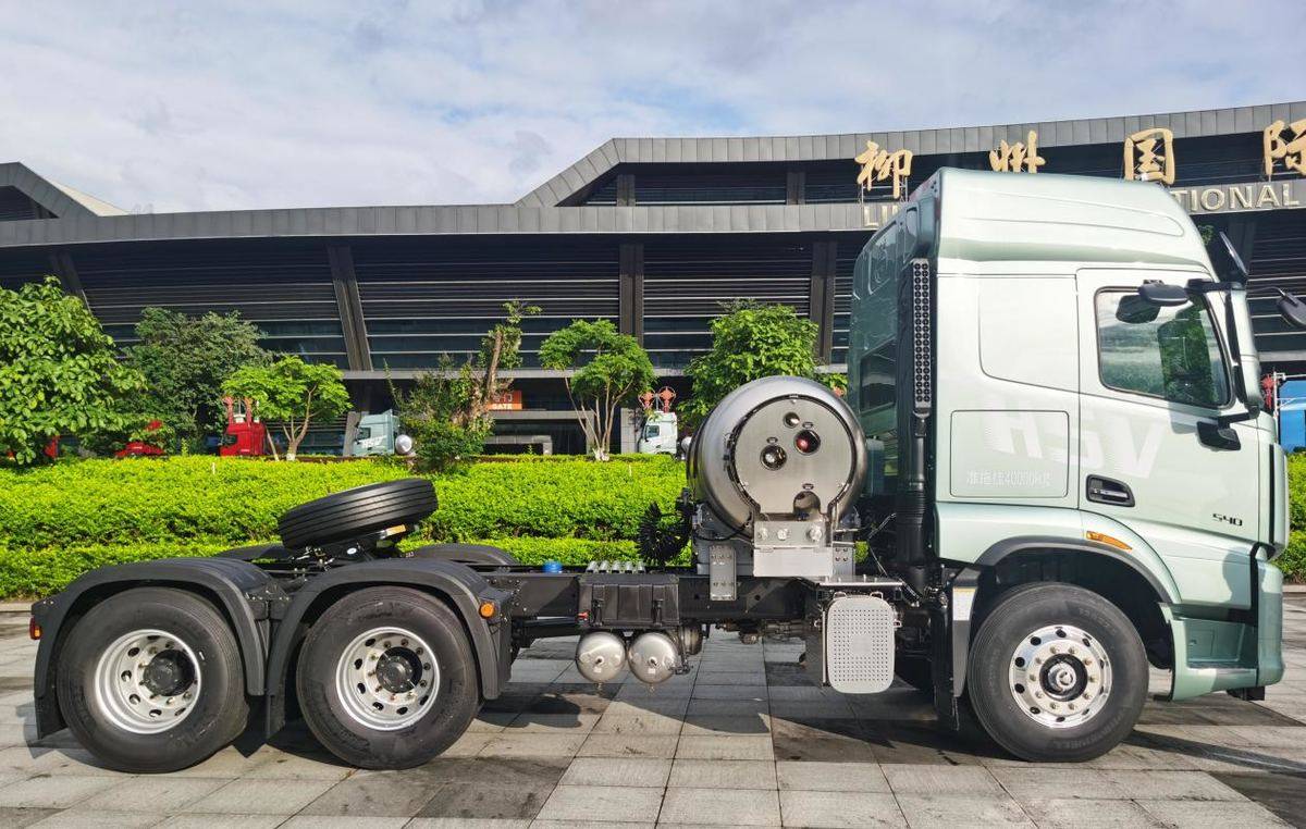 动力节能安全皆优!这款乘龙燃气车引领资源运输全维创富IMG_20240605_173830