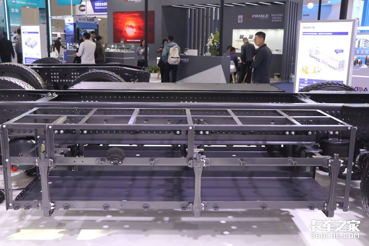 未来商用车长啥样?三档电驱桥 + 独立悬架!