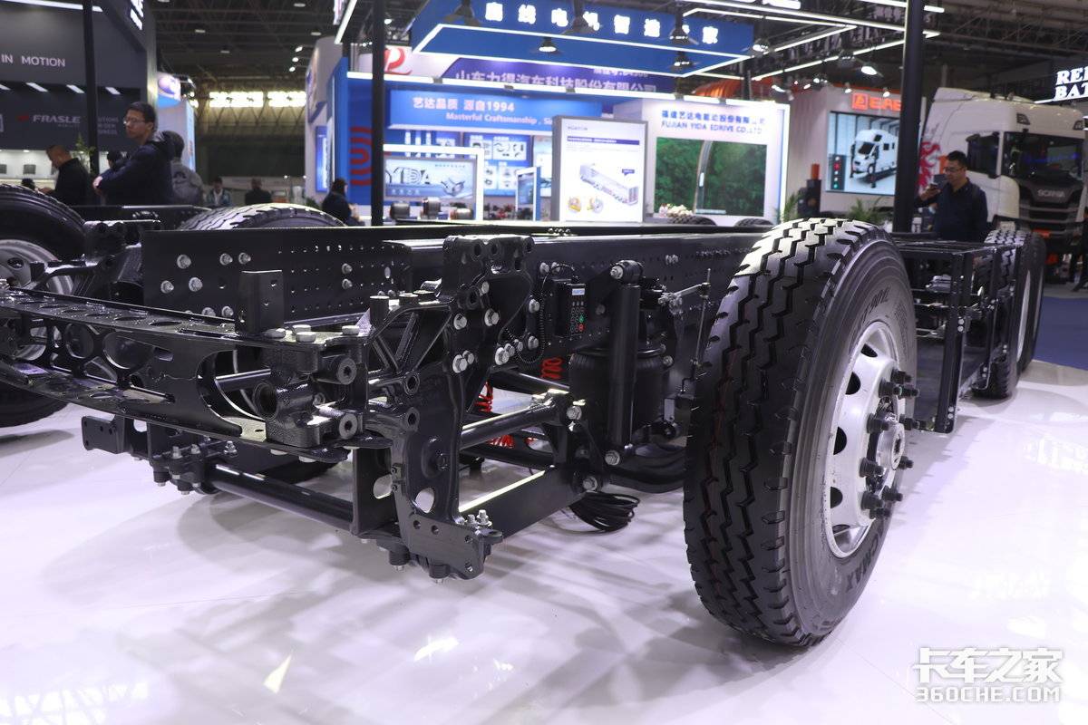 未来商用车长啥样?三档电驱桥 + 独立悬架!