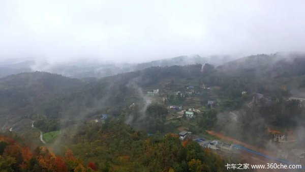 在乌蒙深处，解锁1人管几十台车的“数字密码”