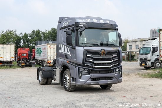 供暖保障，暖心护航！中国重汽豪沃MAX牵引车，煤运的高效”盈“家