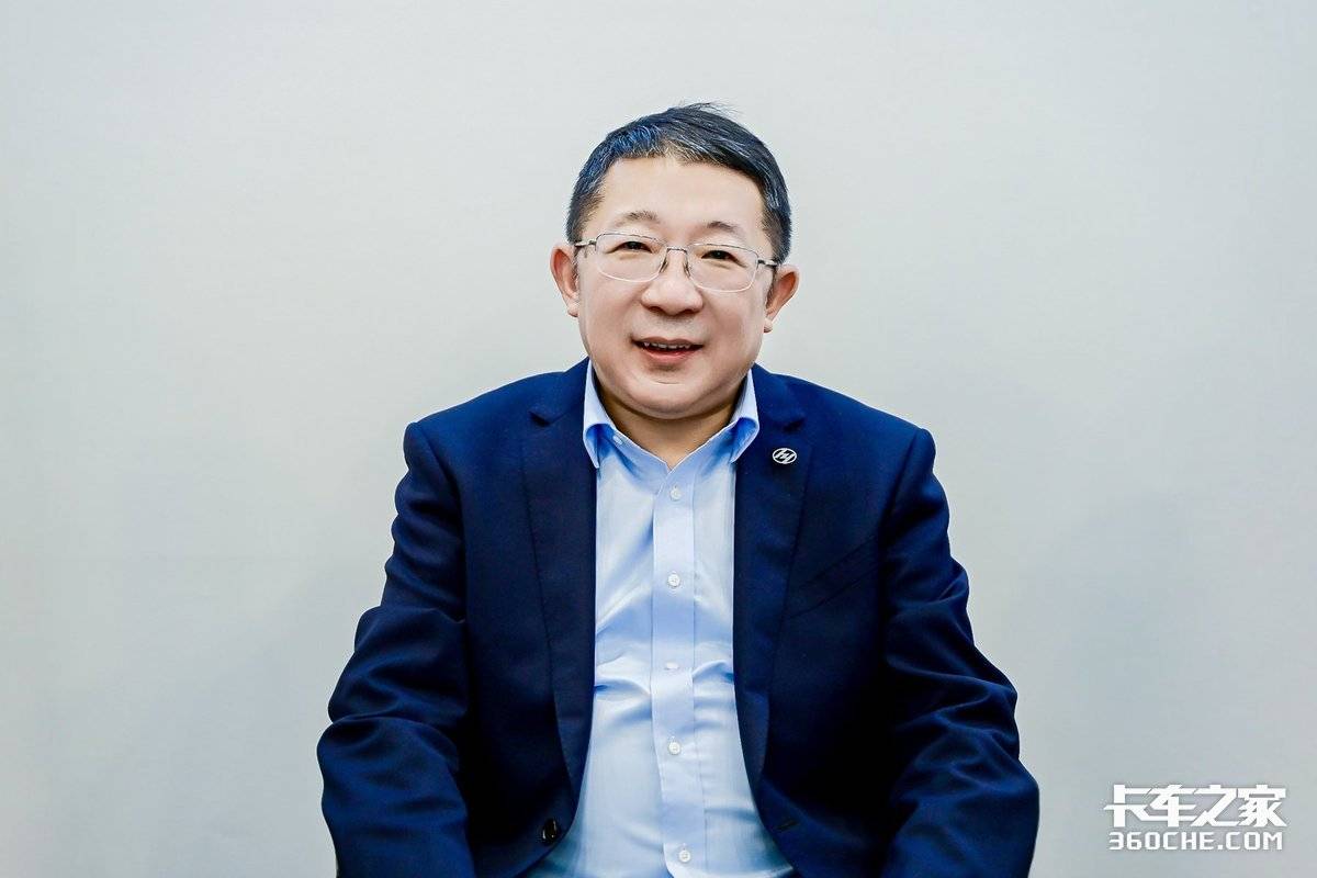 涅槃重生 卷土而来 60载积累沉淀 全新的上汽红岩未来路要这么走!