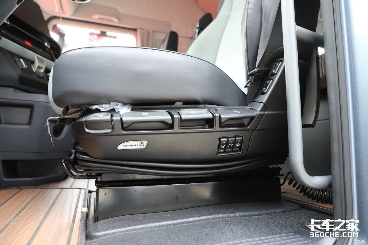 ���������������ԣ��������ӥ�������