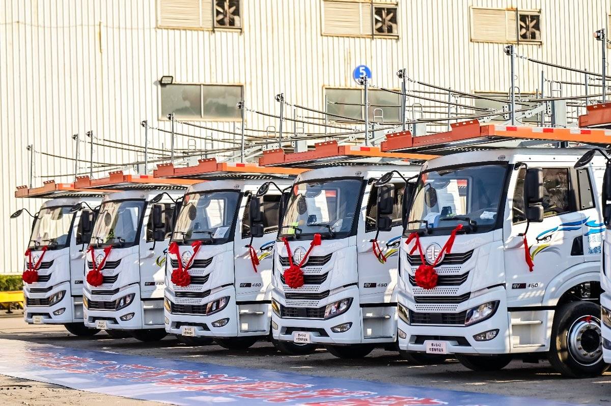 驰骋山河 共筑华章,100辆解放悍V中置轴轿运车圆满交付C:\Users\zzk_lbx\Desktop\新建文件夹\QQW_8484-opq4137890608.jpg