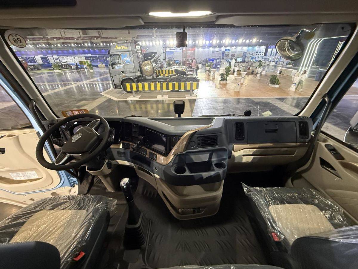 干线省气王，乘龙H7 Pro创赢版燃气重卡让您每一公里多赚钱IMG_9511