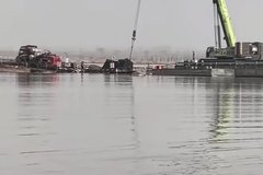 �������ƺӻ�԰�ڸ��� ������������