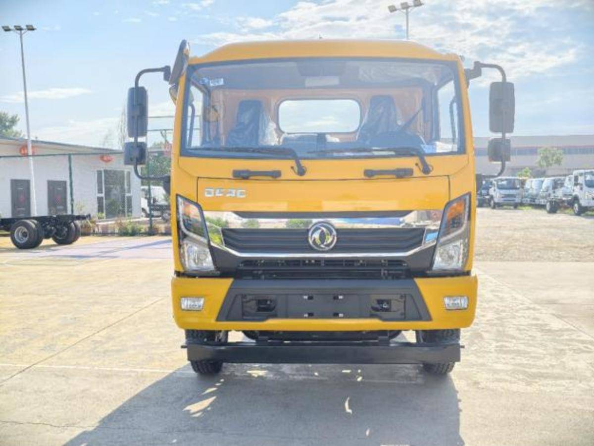 东风专致环卫车系列，以专业实力守护洁净家园微信图片_202511171505081709_2_2