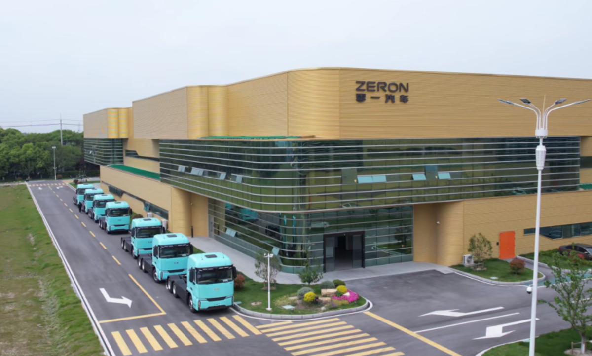 四年逆袭！这家新能源重卡新锐凭什么出圈？央视见证实力！零一汽车亮相黄金时段，硬核科技全解析